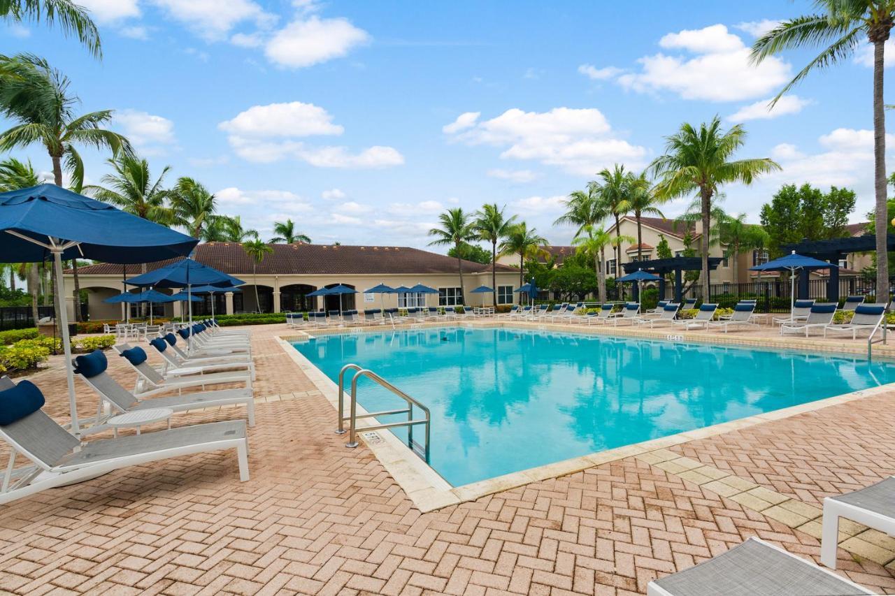 מלון Kasa Wellington South Florida מראה חיצוני תמונה